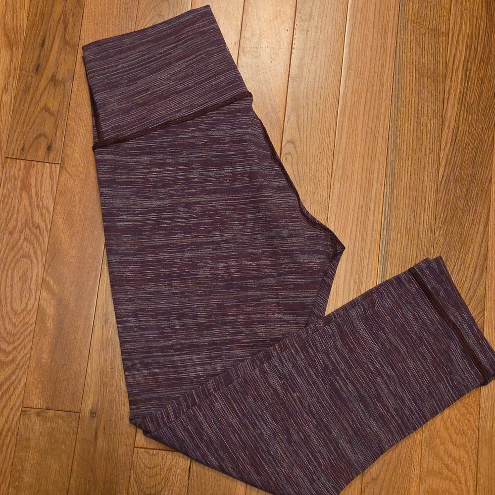 Lululemon Wunder Under High Rise 21" Inseam Leggings Size 6 Pink Purple Striped - Picture 2 of 9